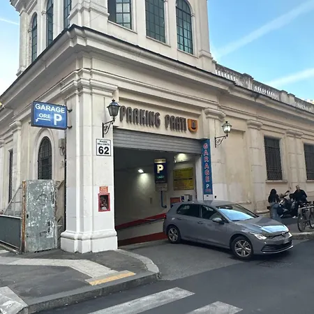 Gracchi Boutique Pensión *
